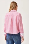 Pembe Manşet Ve Cepleri Garnili Çizgili Oversize Crop Dokuma Gömlek BC231036